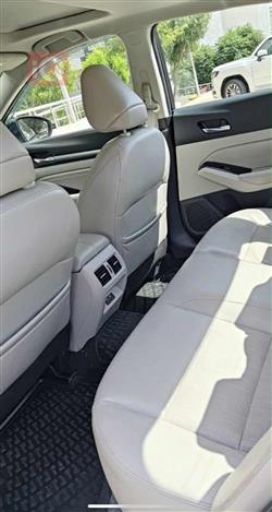 نيسان ألتيما